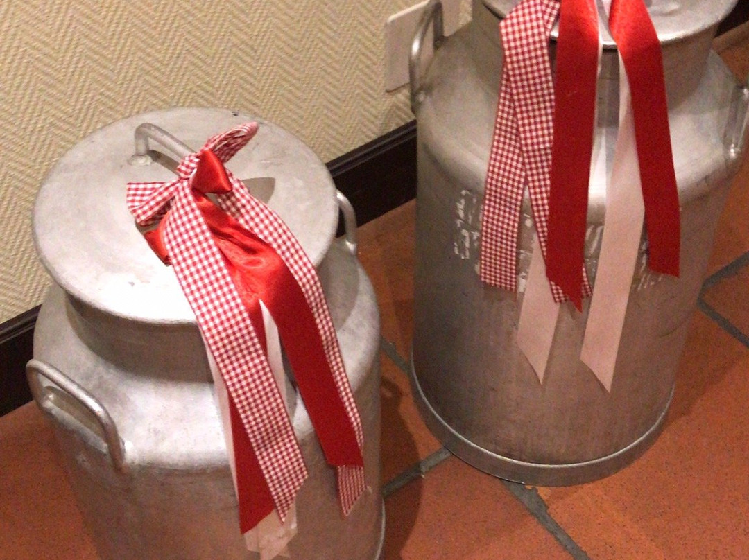 Hotel Wysses Rossli主图