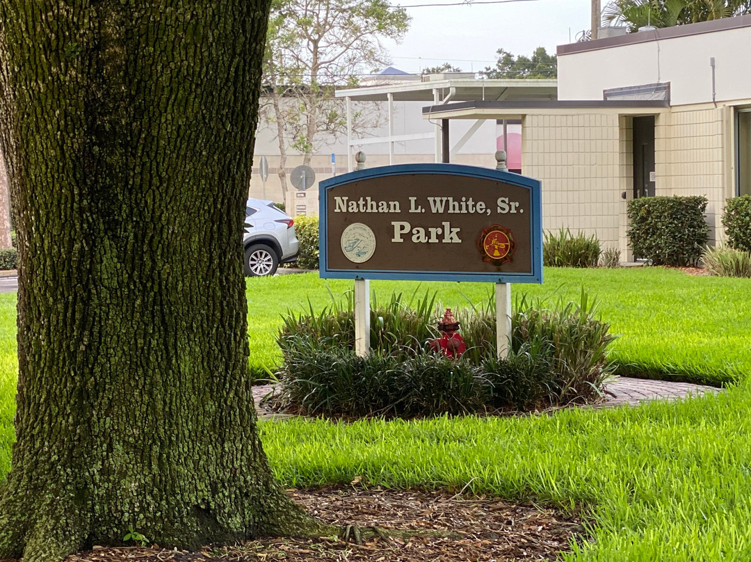 Nathan L White Sr Park-Gulfport必去景点