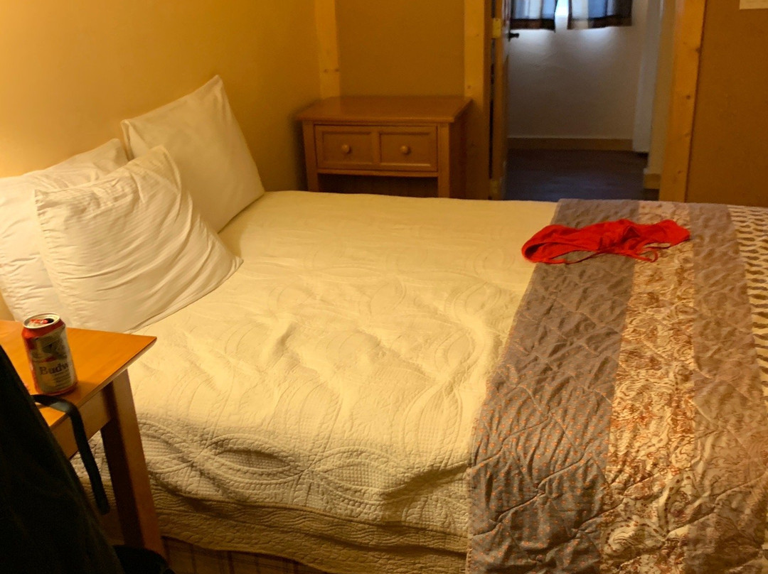 Broken Arrow Motel主图