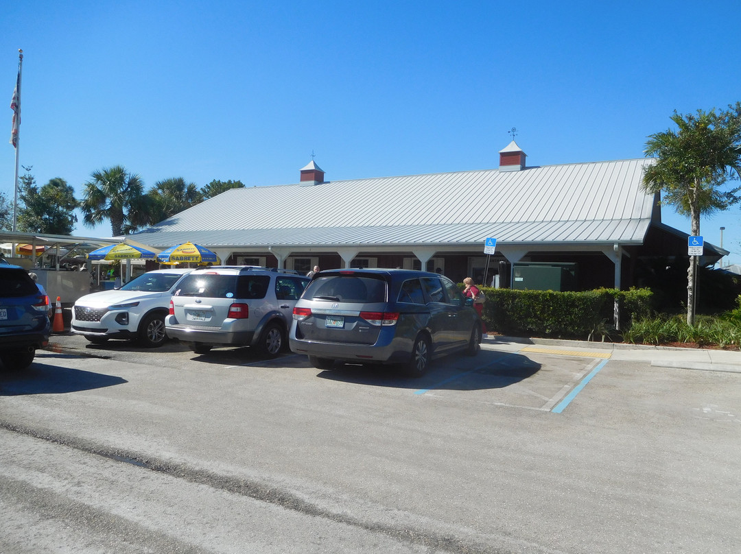 Bedner's Farm Fresh Market-博因顿海滩必去景点