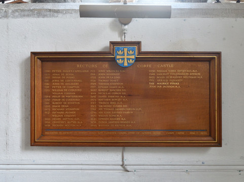 St.Edward, King & Martyr-Corfe Castle必去景点