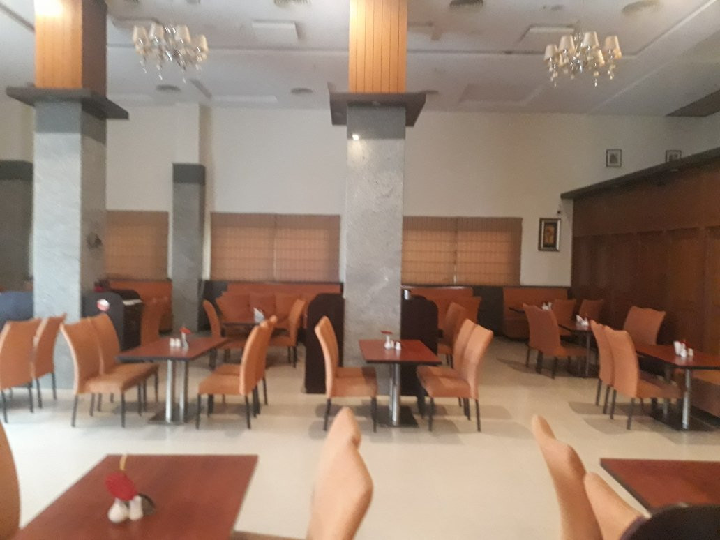 萨普塔吉里酒店主图