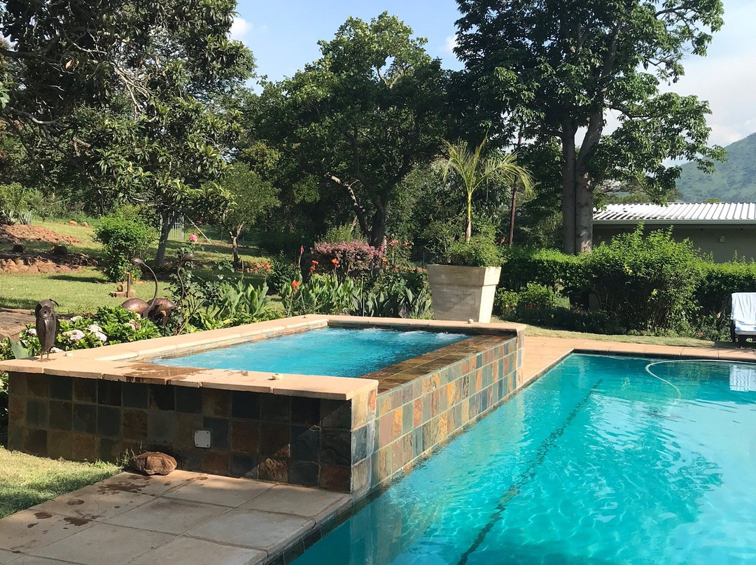 Twin Thorns Guesthouse主图