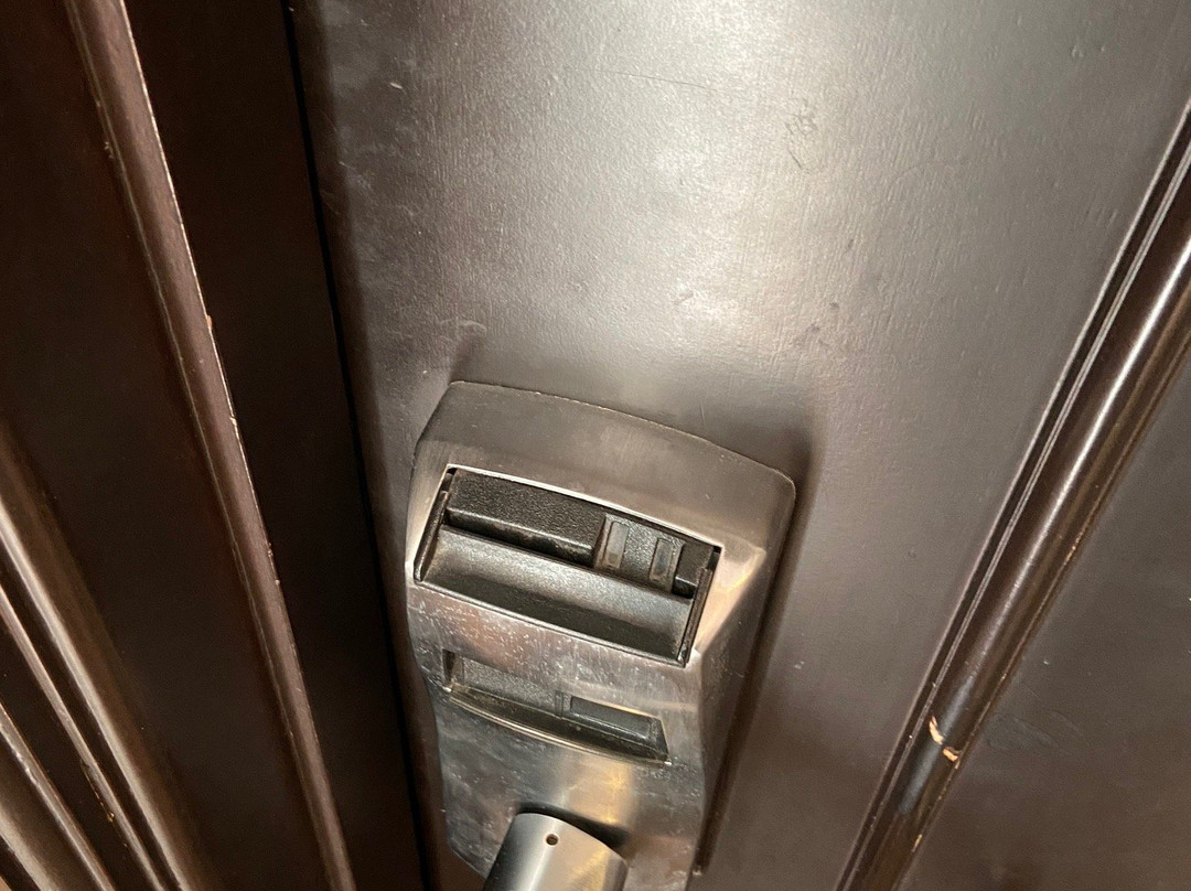 翡翠花园酒店主图