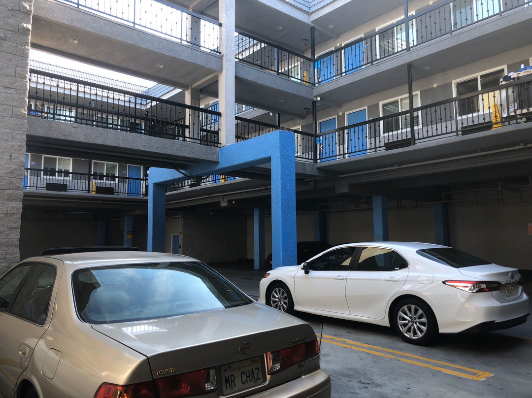 Hollywood Inn Express LAX主图