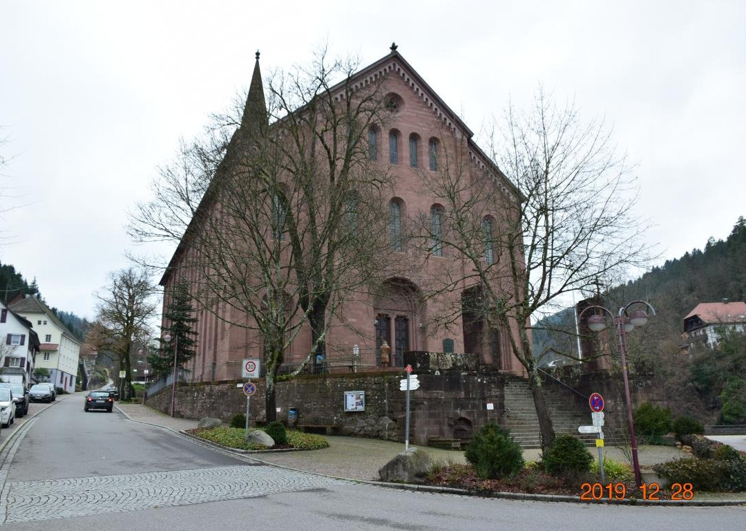 Evangelische Stadtkirche-希尔塔赫必去景点