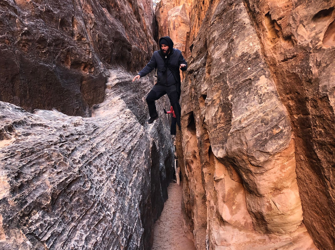 Cohab Canyon Trail-圆顶礁国家公园必去景点