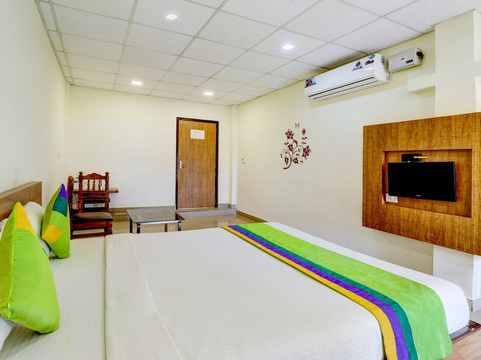 Treebo Trend Pratham Inn Resorts主图