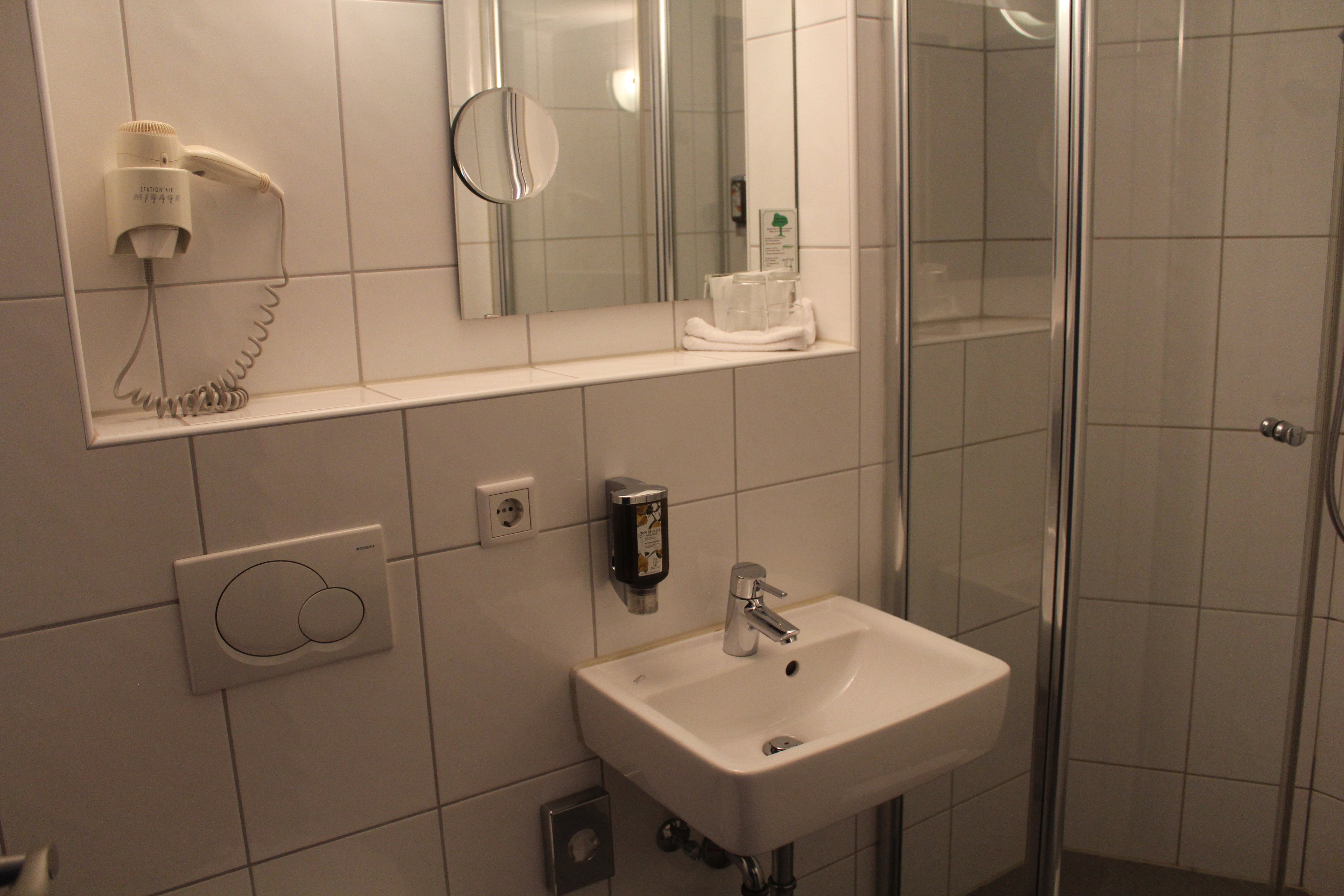 Dürer Hotel Nuremberg-浴室