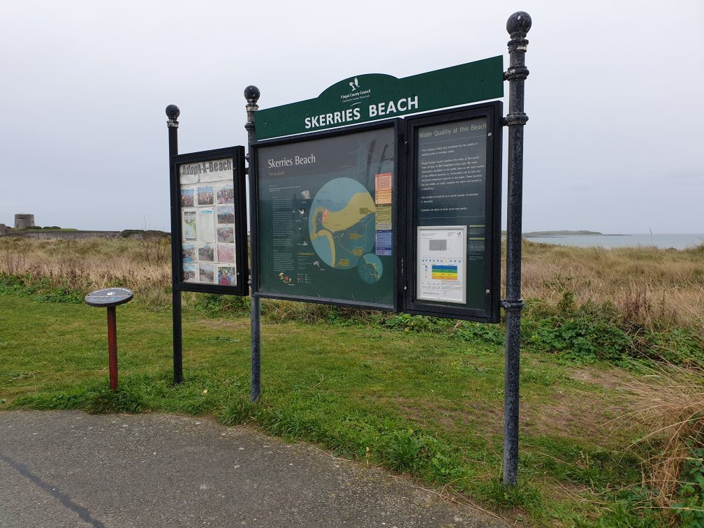 Skerries Tourist Walks-斯克列必去景点