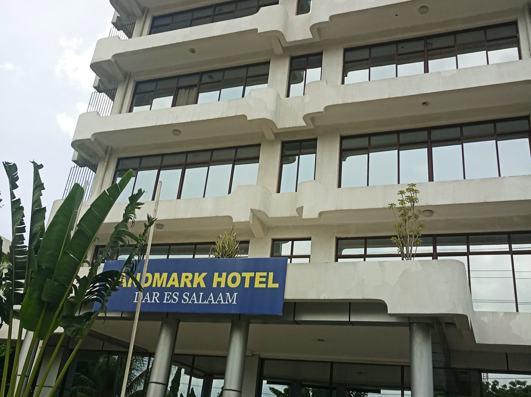 Landmark Hotel Limited主图