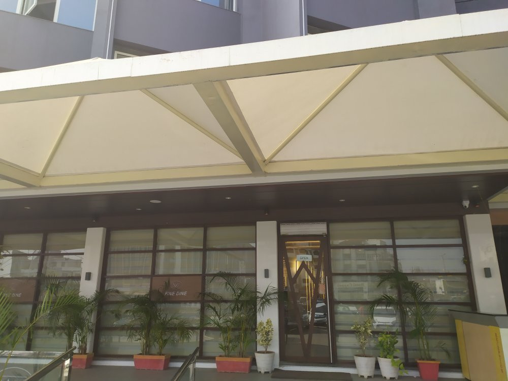 Hotel Way Wait主图