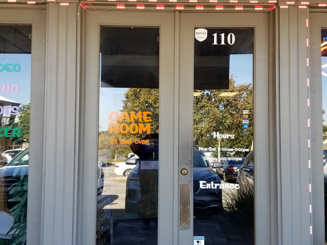 Spinners Gameroom-Lakeway必去景点