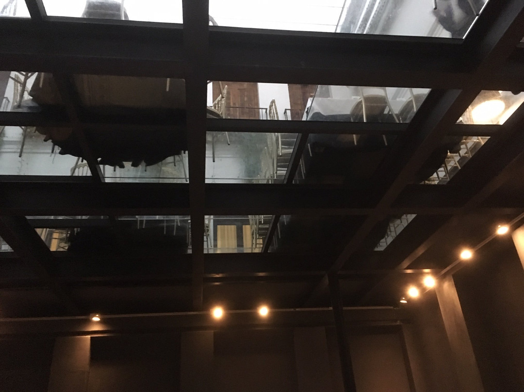 柏丽奥宫酒店主图