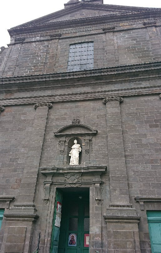 Eglise Saint-Pierre-des-Minimes-克莱蒙费朗必去景点