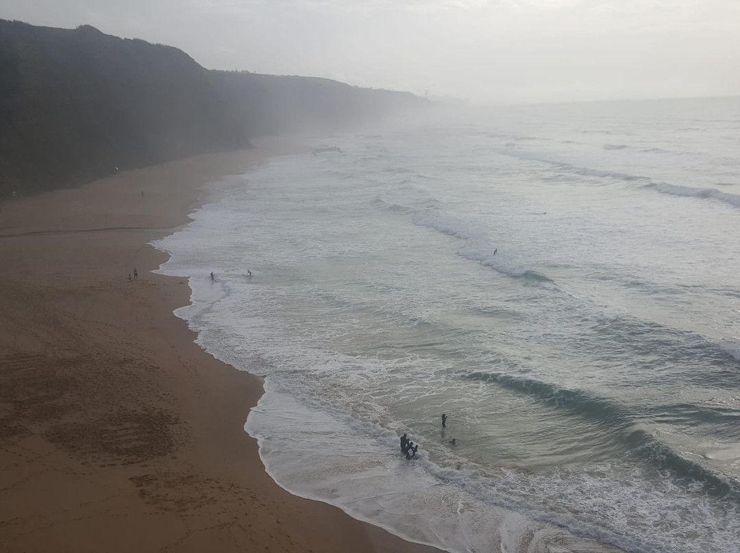 Praia do Magoito景点图片