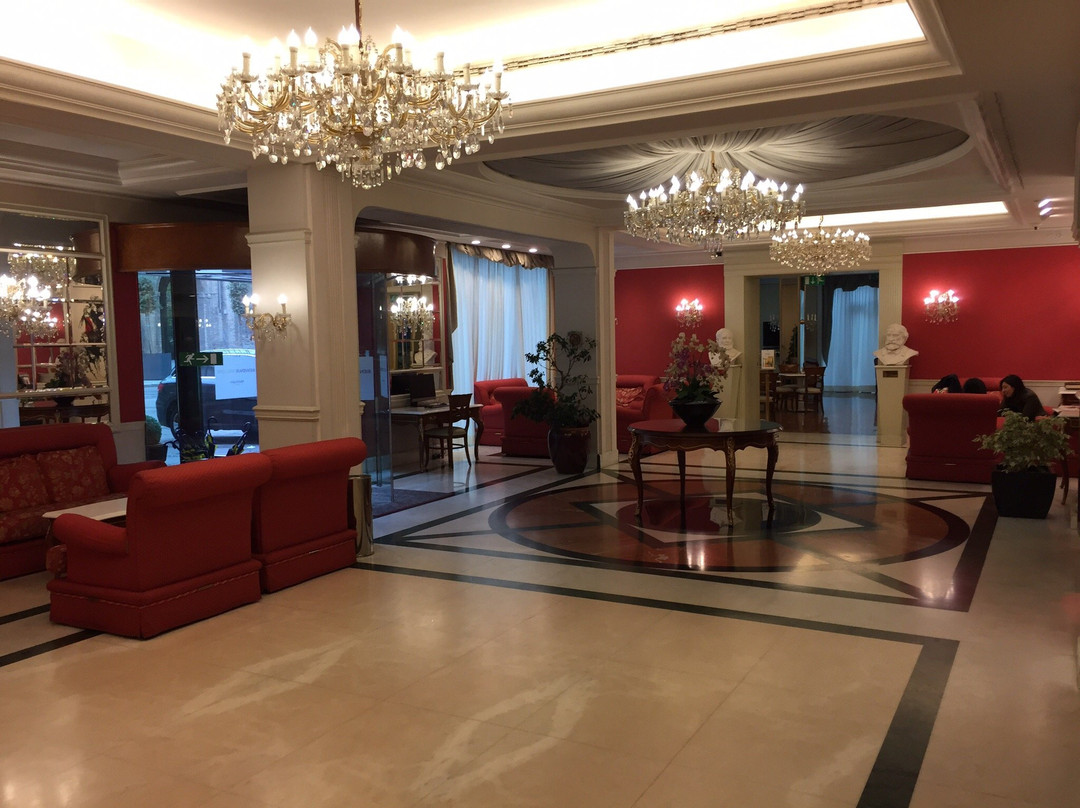 司汤达酒店主图