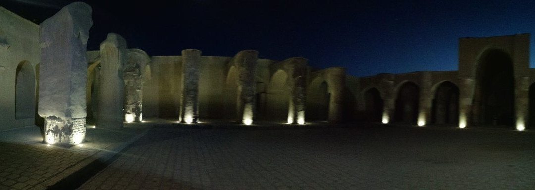 Tarikhane Mosque景点图片