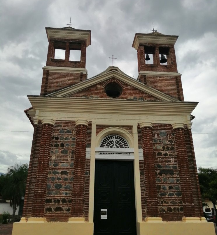 Iglesia de Nuestra Señora de Chiquinquirá景点图片