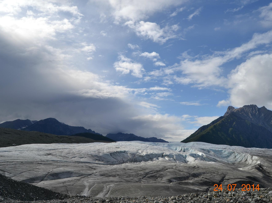 Root Glacier Trail景点图片