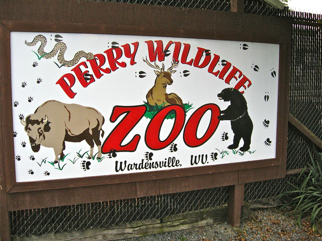 Perry Wildlife Zoo景点图片