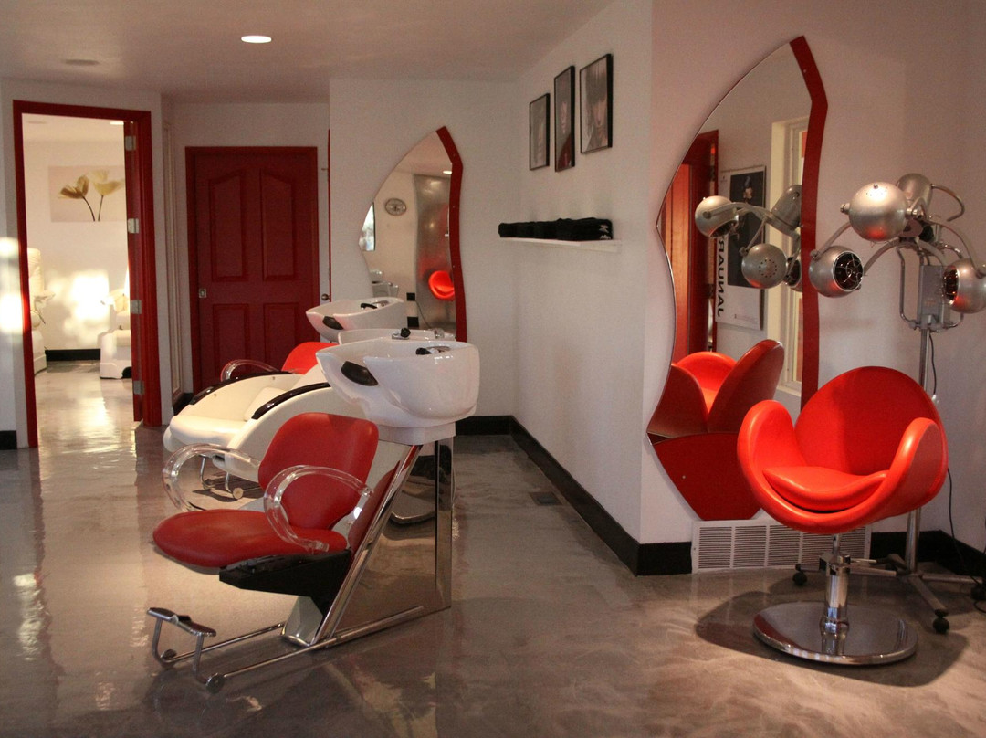 Santa Clara旅游景点-Aquae Sulis Salon and Spa