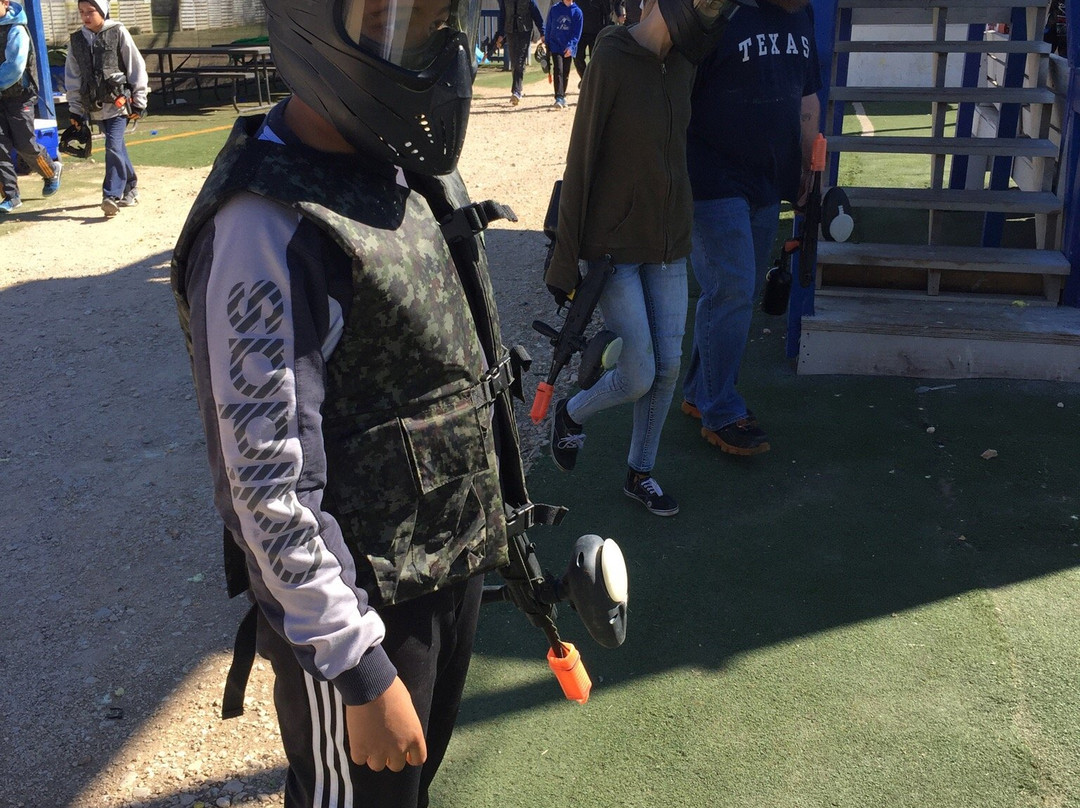 Selma旅游景点-X-factor Paintball Park