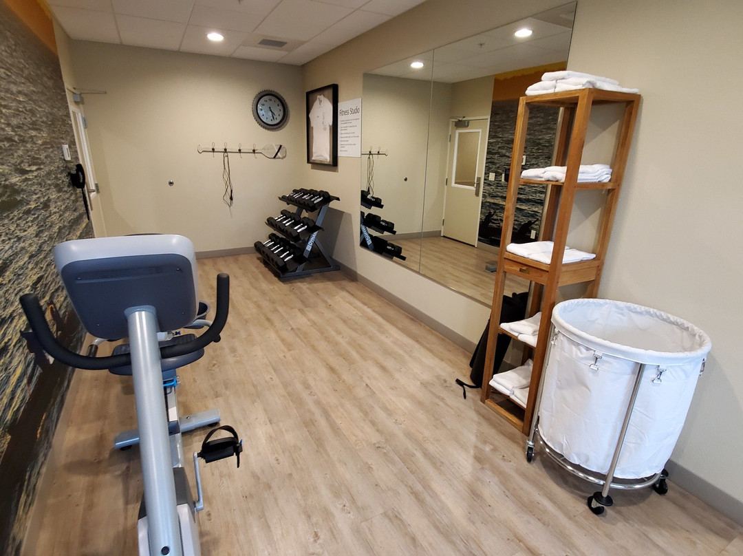 Oxford Suites Bellingham主图