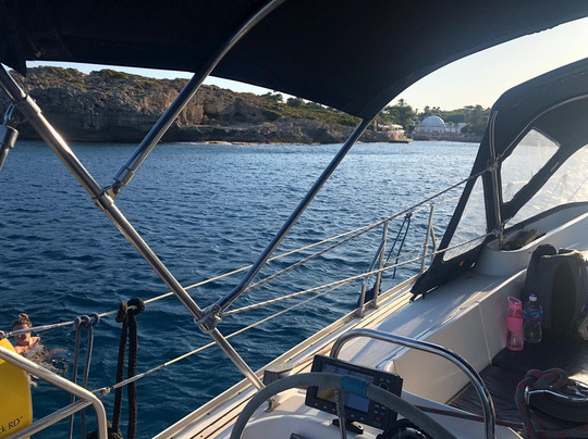 Sailing Yacht Oceanos-罗德城必去景点