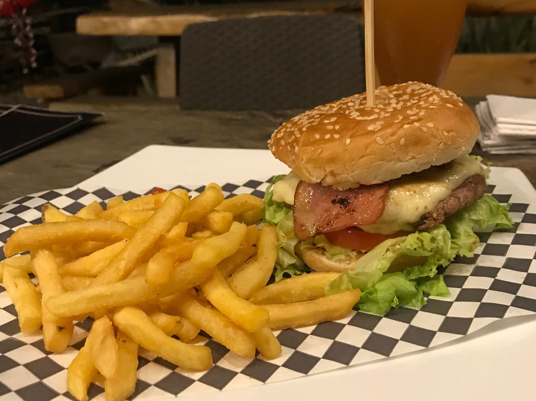 Calarca餐馆和美食-Yampa