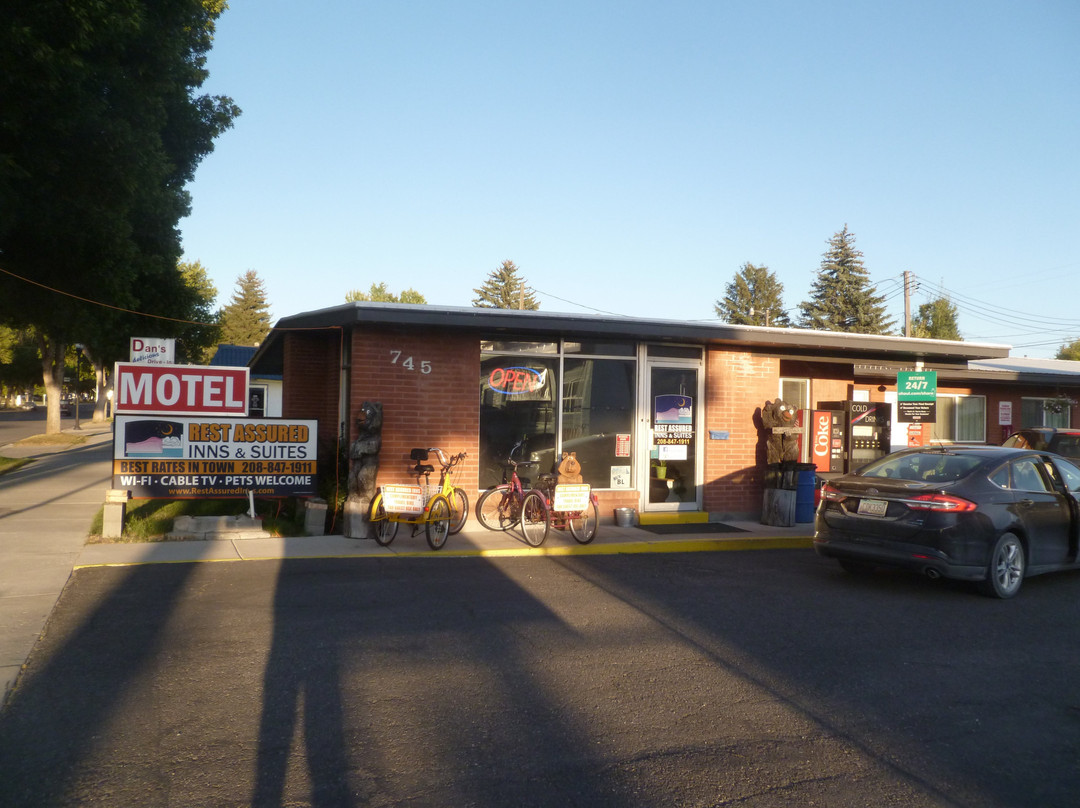 Rest Assured Inns & Suites主图