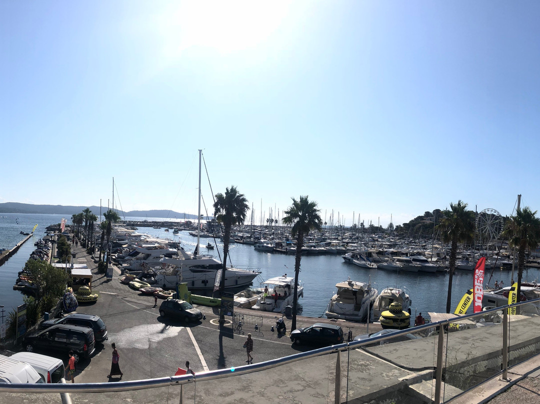 Port de Cavalaire景点图片