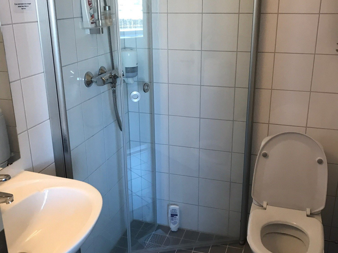 Fast Hotel Henningsvær主图