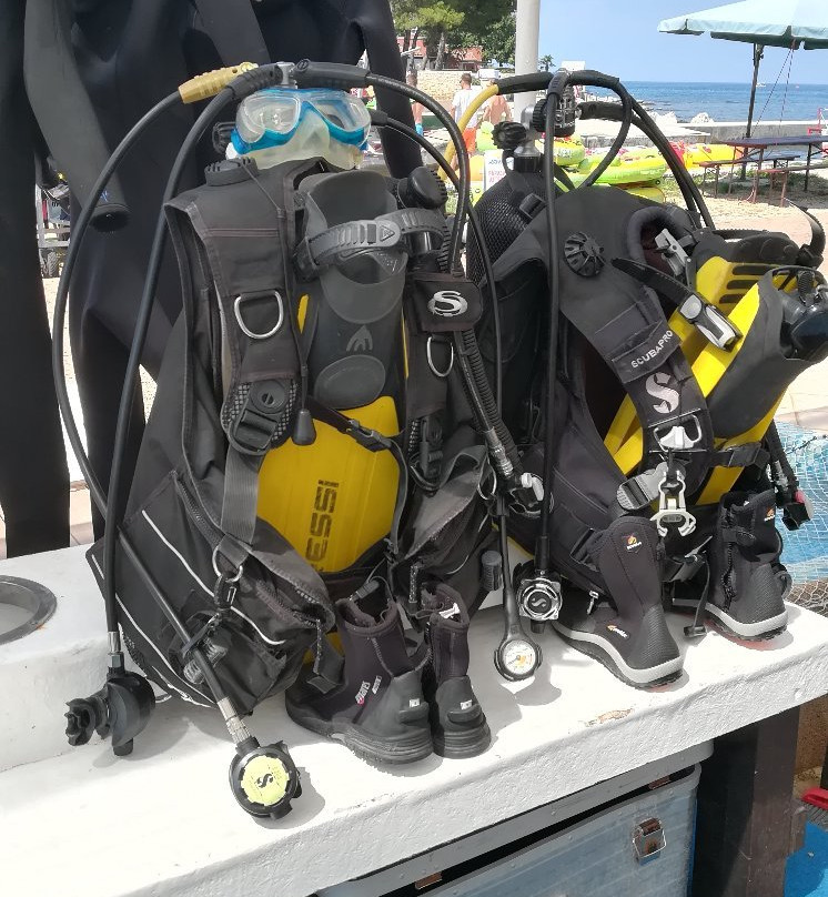 Subaquatic Dive Center-乌马格必去景点