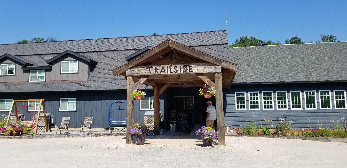 The Trailside Inn-官方