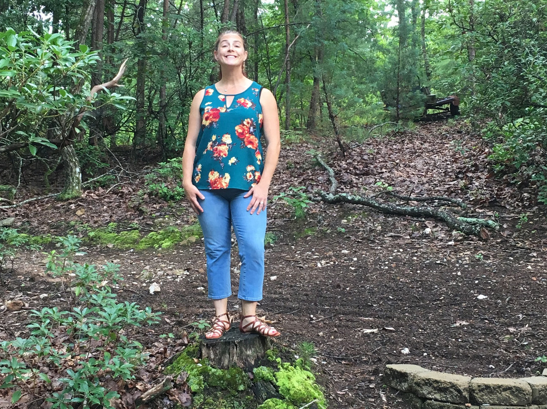 Barefoot Hills主图