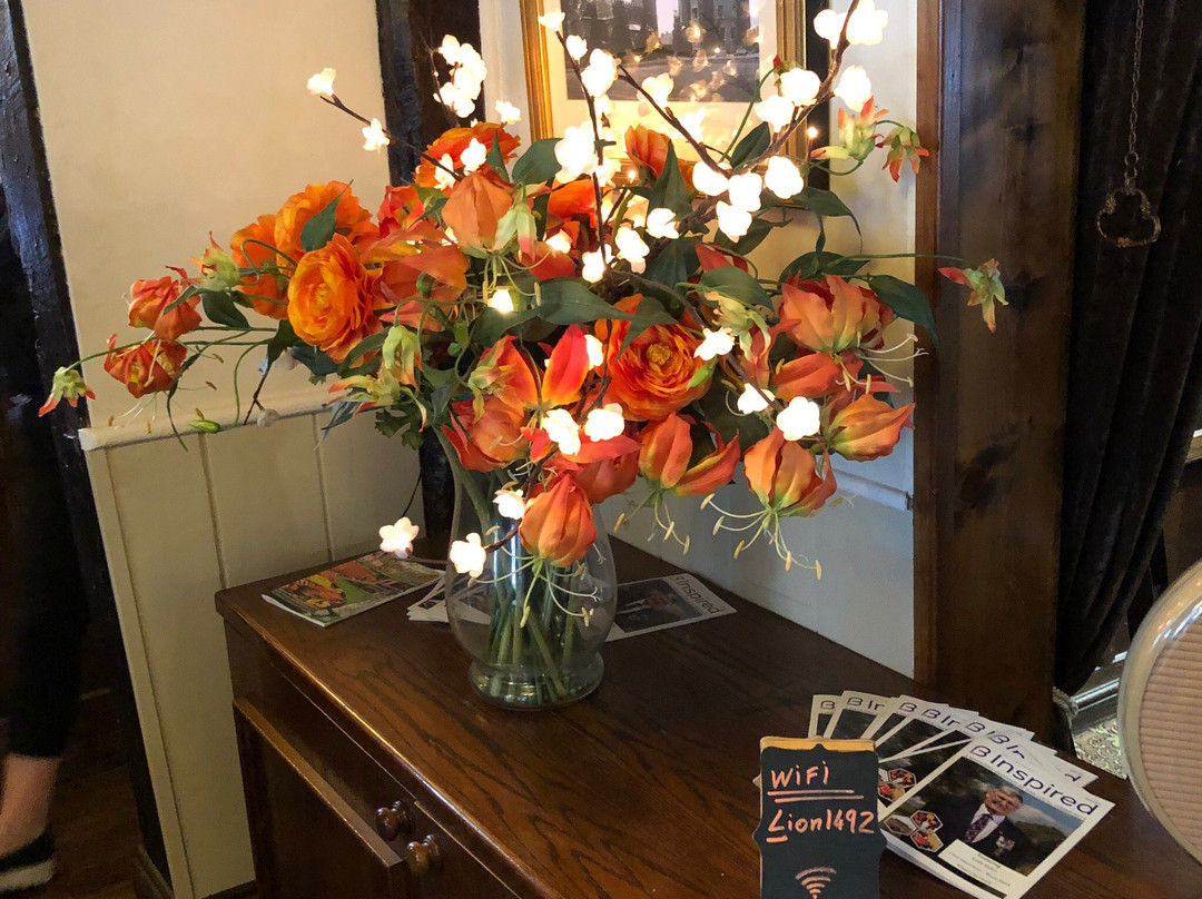 The Lion Hotel主图