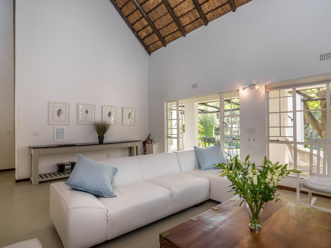 Green Park Manor主图