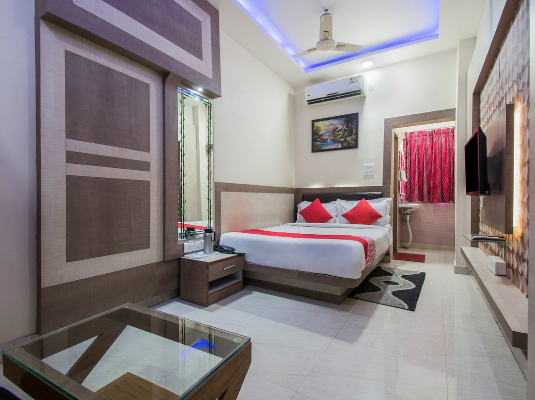 Capital O 27673 Hotel Embassy International主图