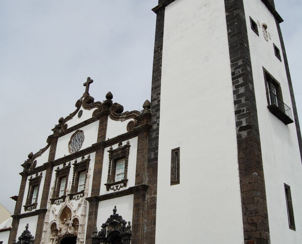 Igreja Matriz de São Sebastião-蓬塔德尔加达必去景点