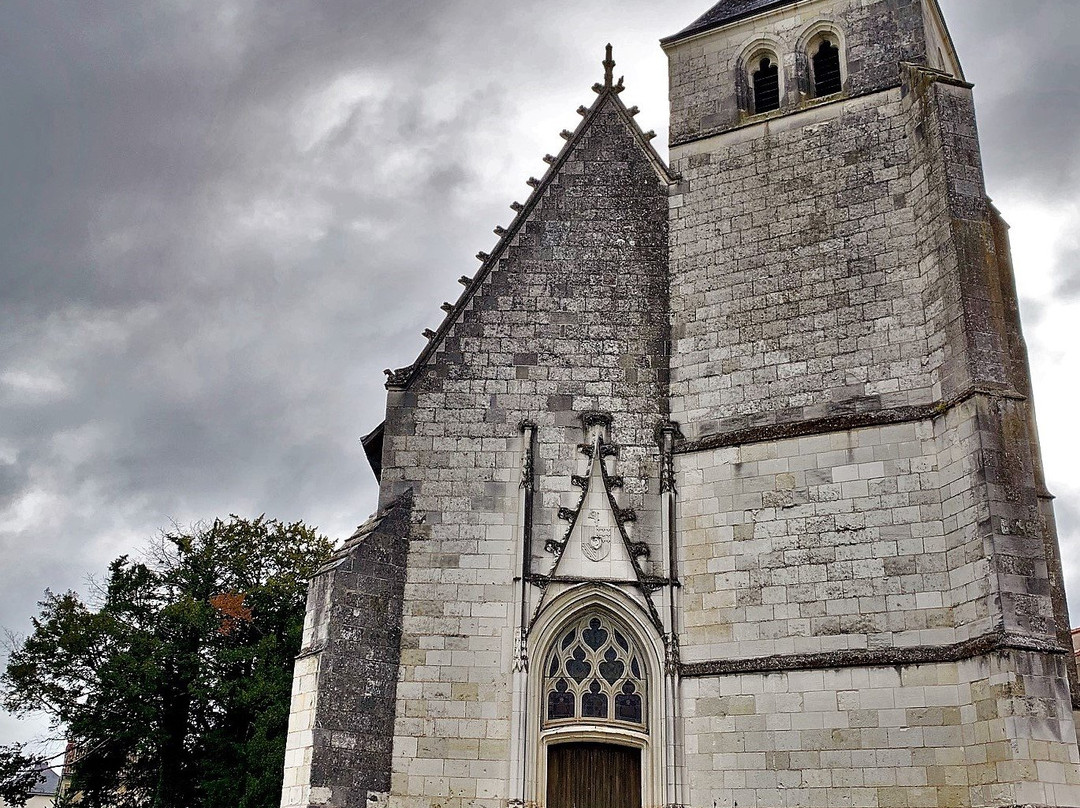 Eglise Saint-Pierre Saint-Paul à Dissay景点图片