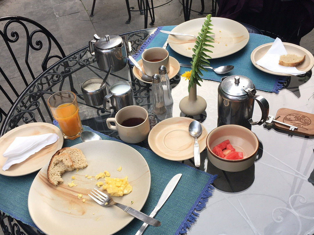 Summerhill House主图