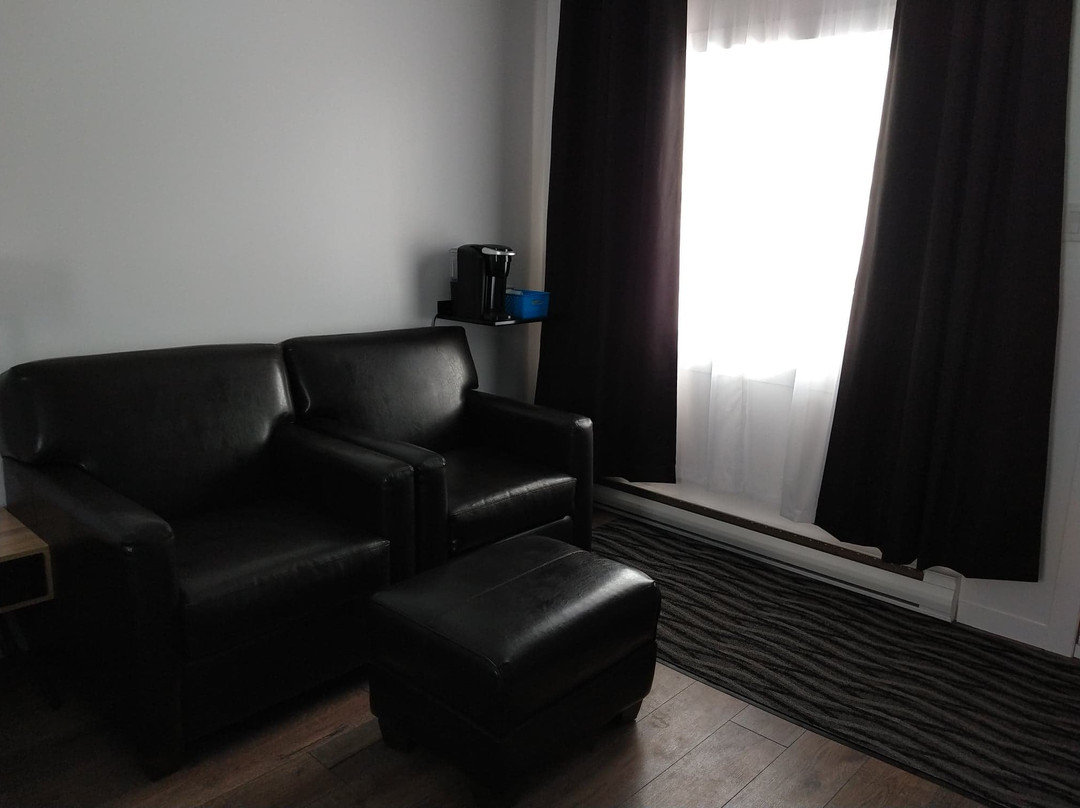 Motel Hibiscus主图