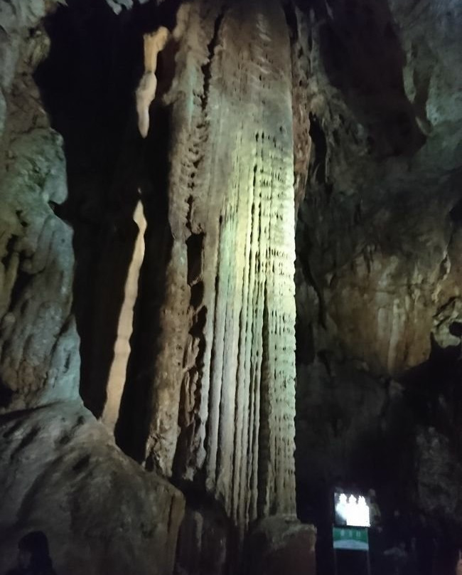 Akiyoshi Cave Golden Pillars