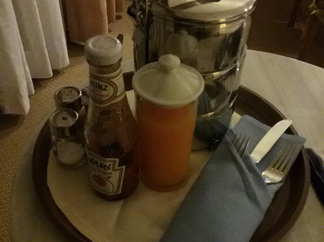 桑普兰滨江酒店主图