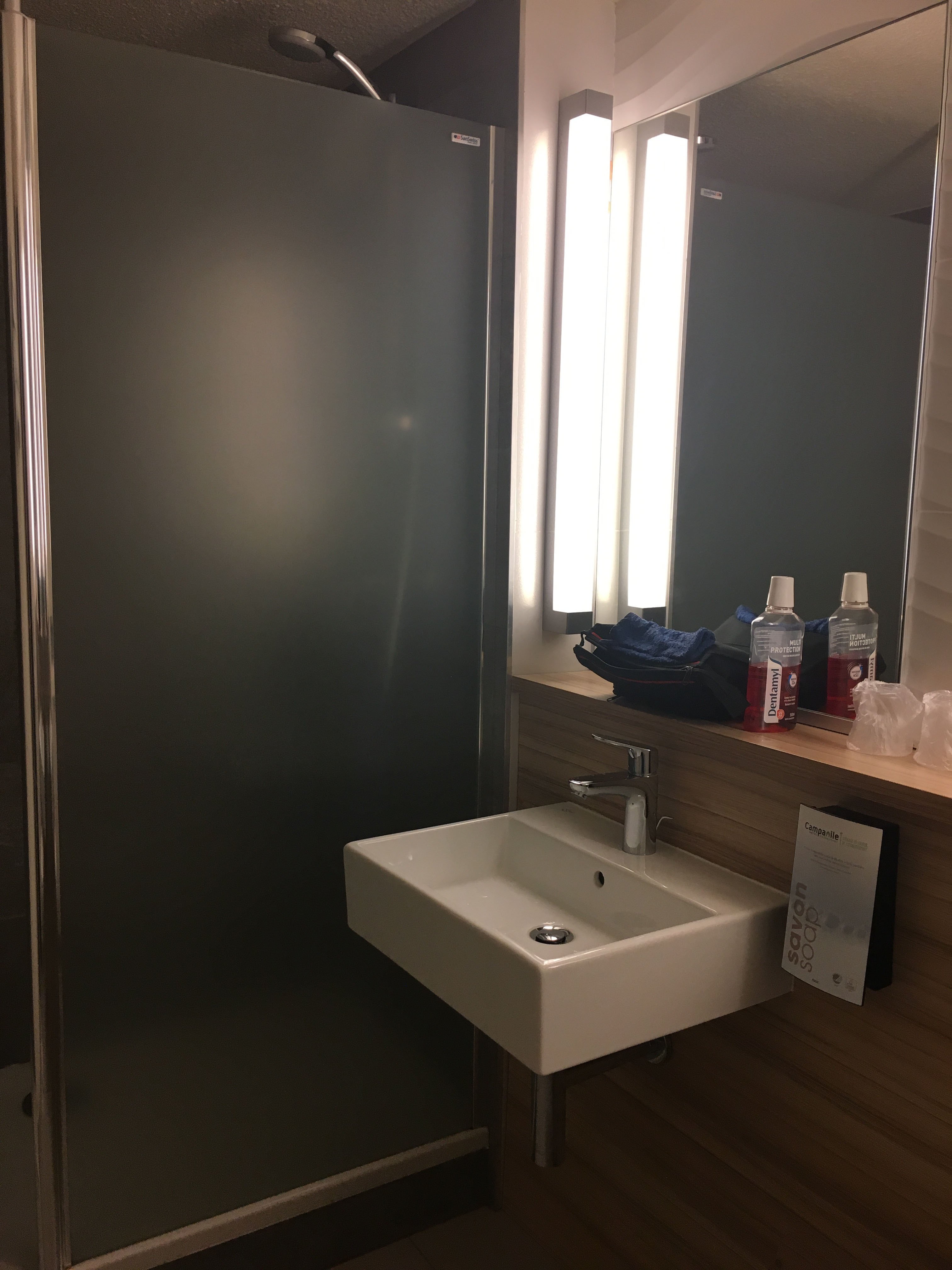 Hôtel Campanile Reims Sud-Bezannes-浴室