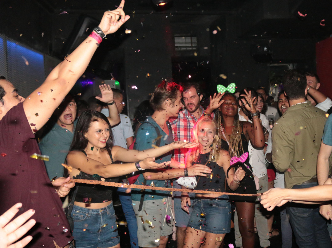 Madrid Urban Vibes Experiences-马德里必去景点