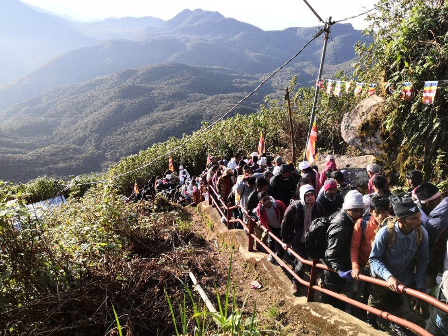 Adam's Peak (Sri pada)景点图片