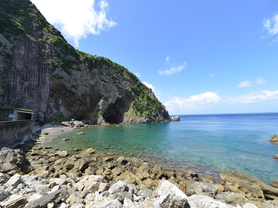 Dokuhama Cliff景点图片