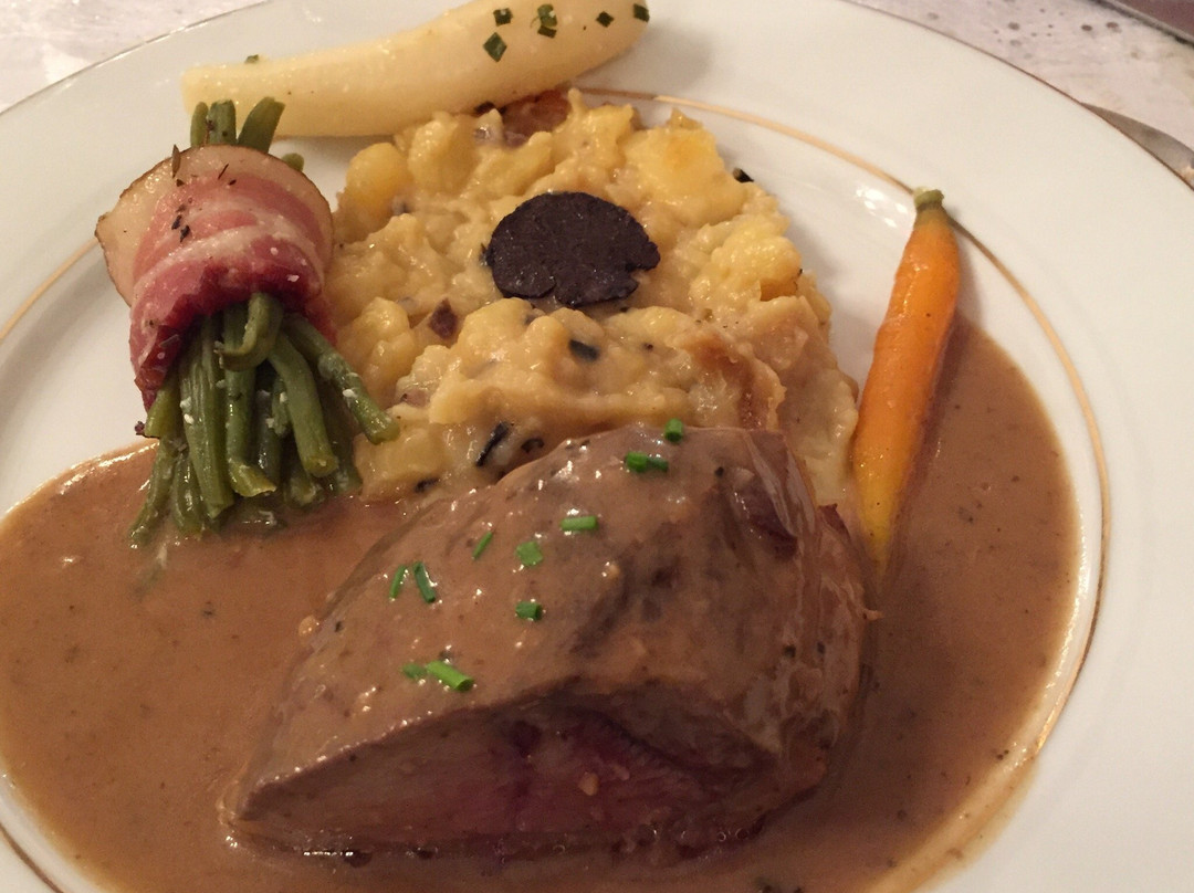 Château de MontSablé主图